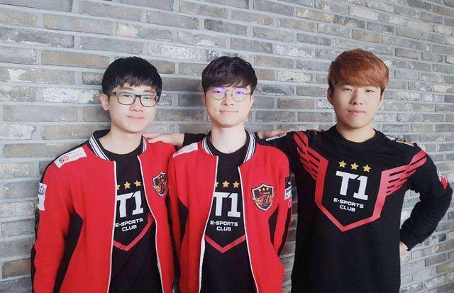 屡次上演精 屡次上演精