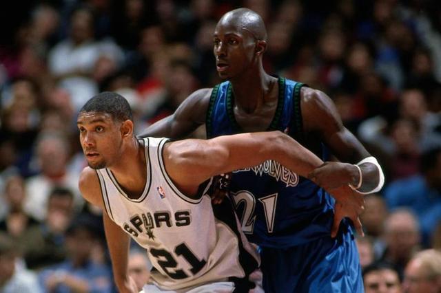 他为了打亚 他为了打亚