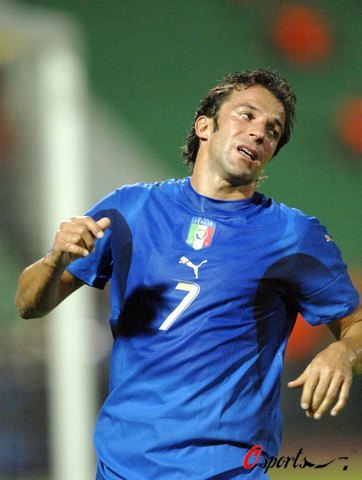 表现出色 表现出色