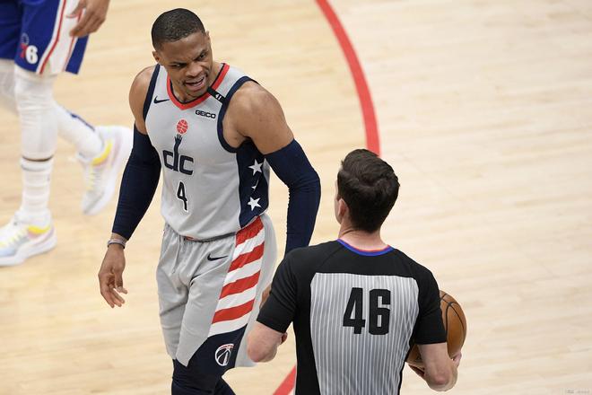 力和丰富的 力和丰富的